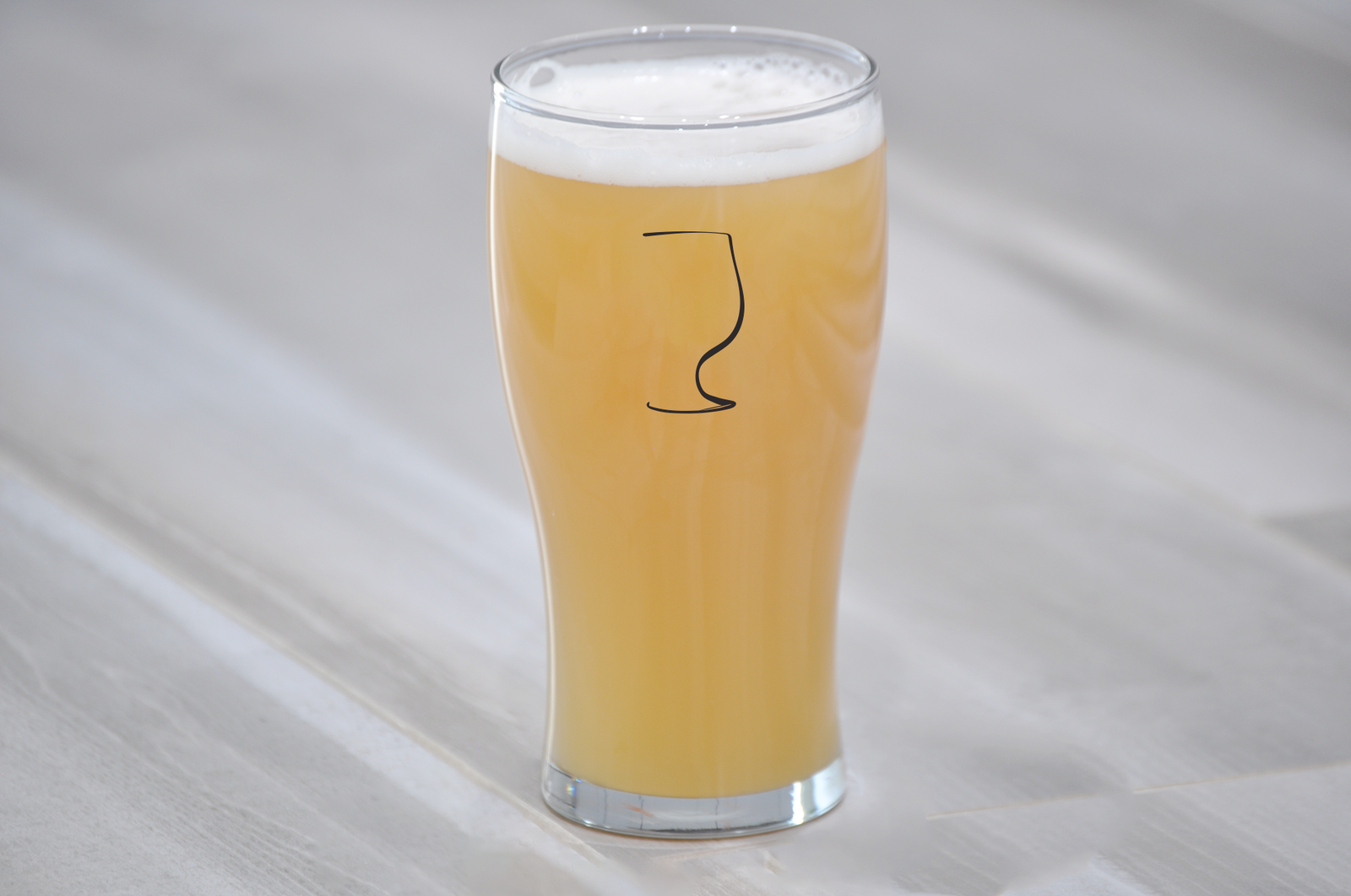 Best Pint Glass For Craft Beer and Best Glassware For Craft Beer